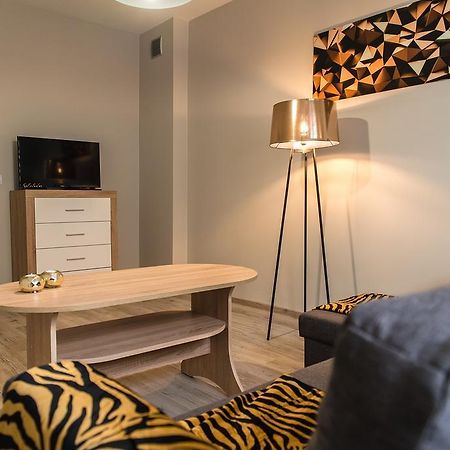 Apartamento Apartament Deluxe Centrum 2 Koszalin Exterior foto